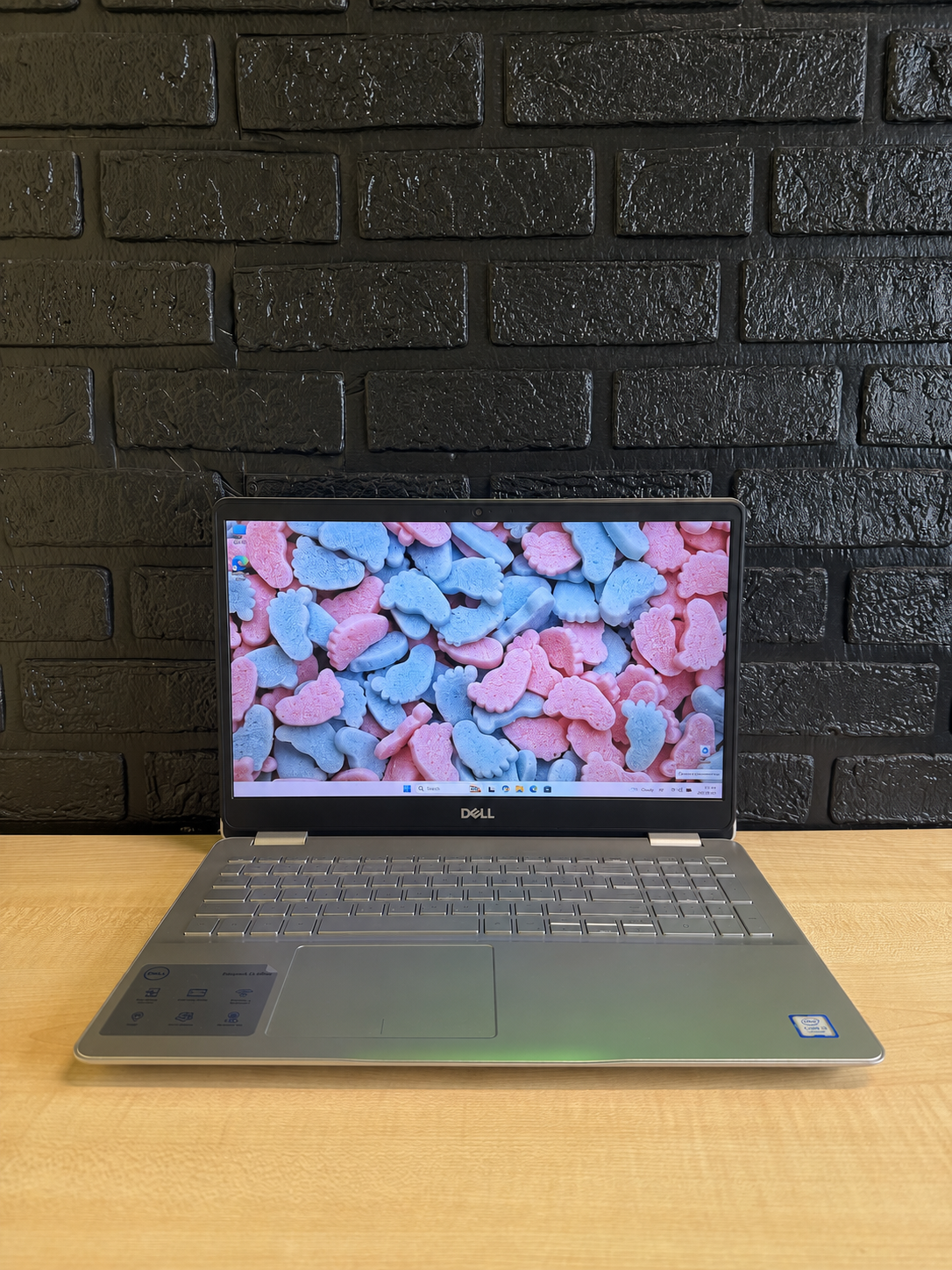Dell Inspiron 5584