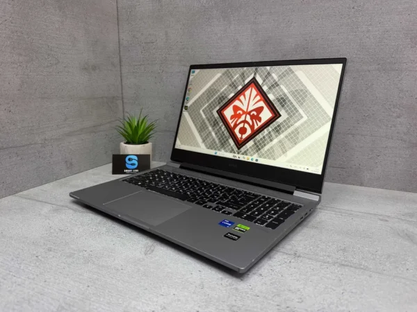 HP OMEN 16-ae