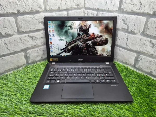 Acer Aspire V3-372