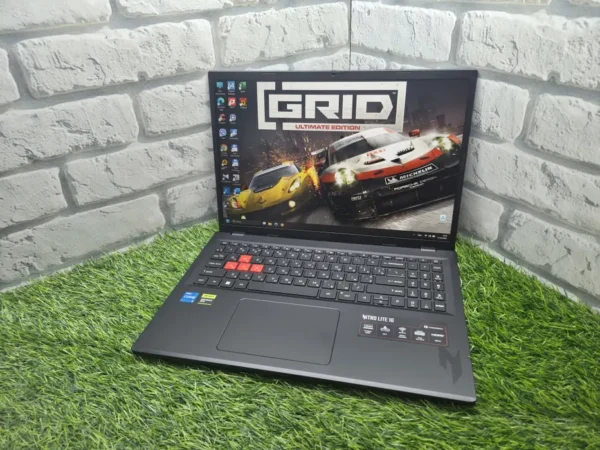 Acer Nitro 16 Lite