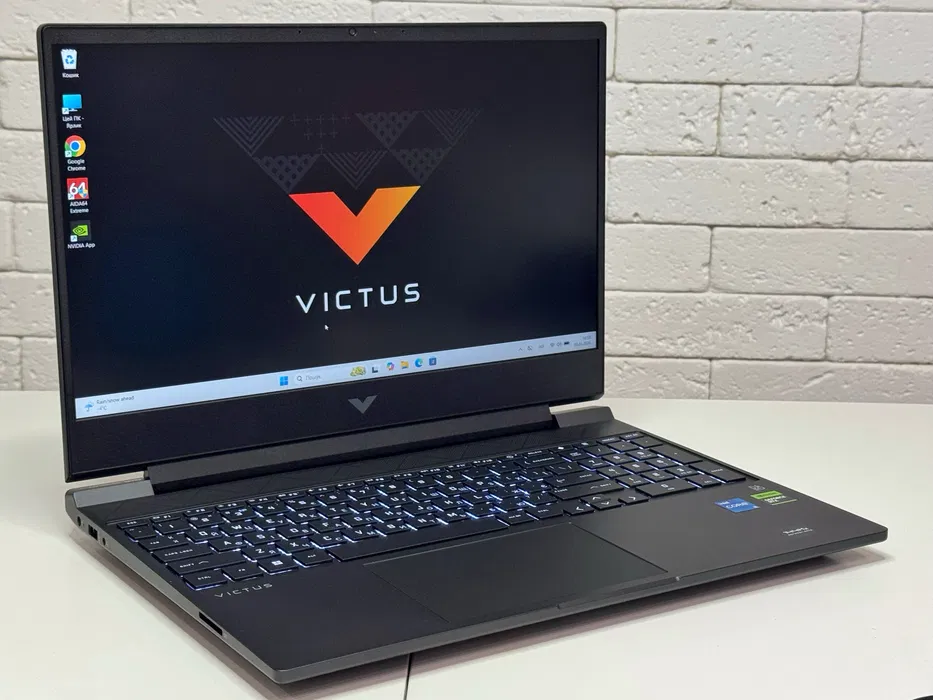HP Victus 15