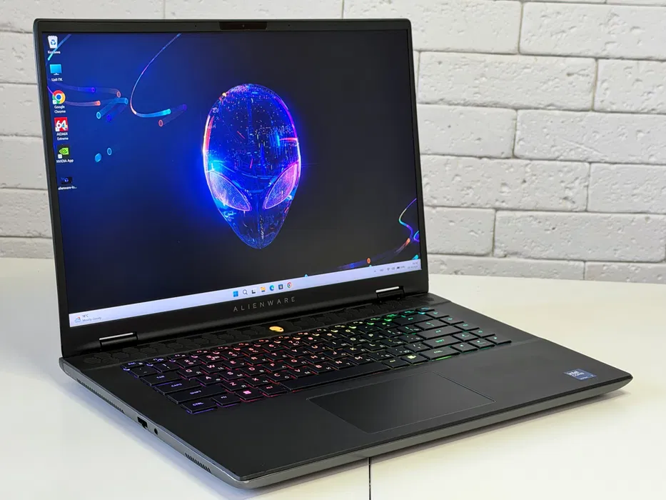 Dell Alienware M16 R2