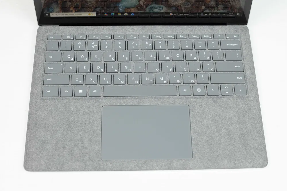 Microsoft Surface Laptop 5 13.5″ i7-1265U / 16GB / 512GB / Iris Xe — фото 2