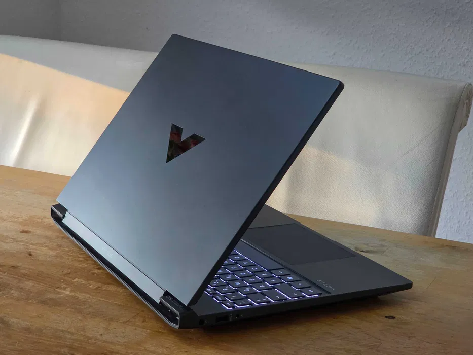 HP Victus 15 15-fa2160ng — i5-13420H, RTX 5050 8GB, 16GB, 1TB SSD, FHD 144 Гц — фото 2