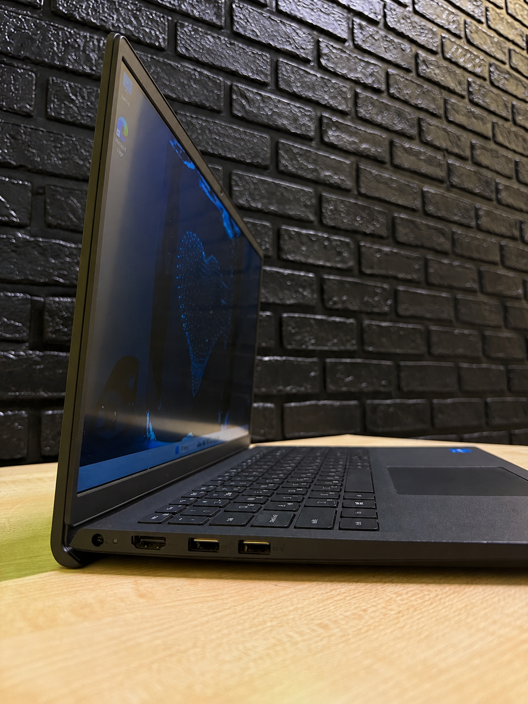 DELL Inspiron 3511 / i3-1115G7 / 8GB / 256GB SSD / 15.6 FHD IPS - Зображення 2