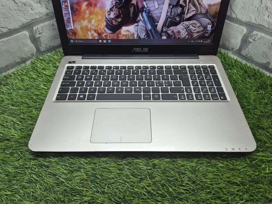 Asus X556U / Intel Core i5-7200U / 8GB RAM / SSD 256GB — фото 3
