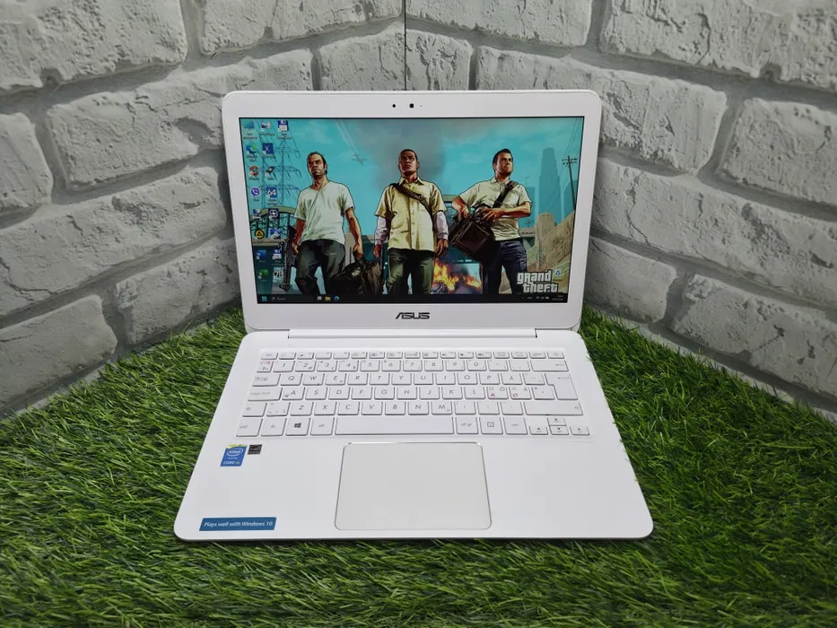 Asus ZenBook UX305F | Core M-5Y10C, 8GB RAM, SSD 256GB, Full HD — фото 3
