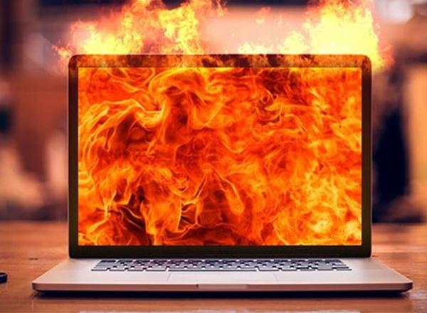 Чому ноутбук гріється навіть без ігор — причини і рішення 2025