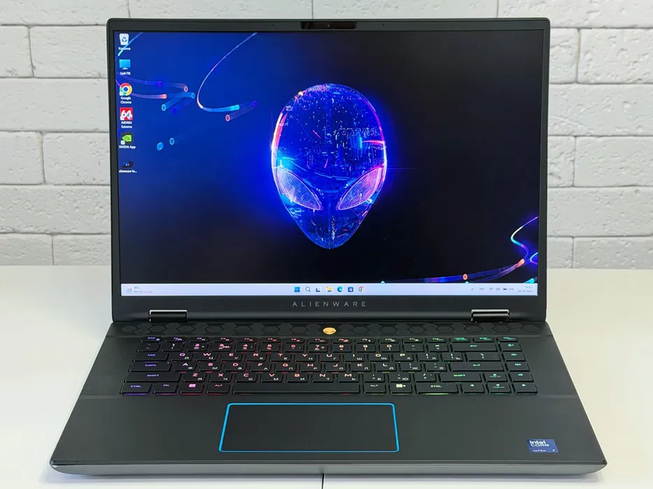 Dell Alienware M16 R2 / Core Ultra 7-155H / RTX 4070 8GB / 16GB DDR5 / 1TB SSD / 16″ 240Hz — фото 3