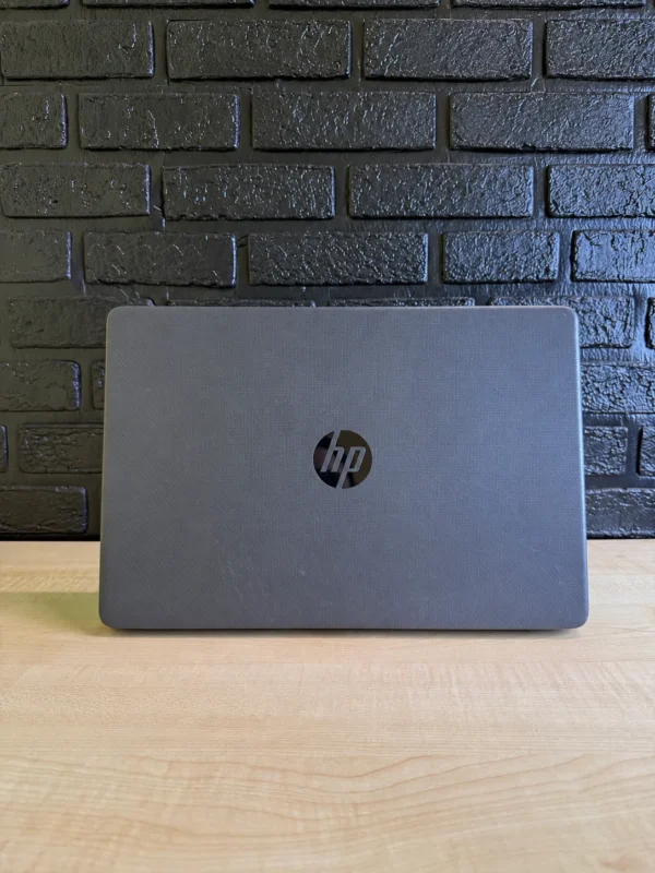 HP 255 G8 Ryzen 5 5500U / 16GB / SSD 256GB / FullHD IPS