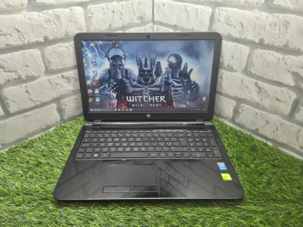 HP 15 — Intel Core i5-5200U, 16 ГБ, SSD 256 ГБ, GeForce 820M 2 ГБ — фото 4