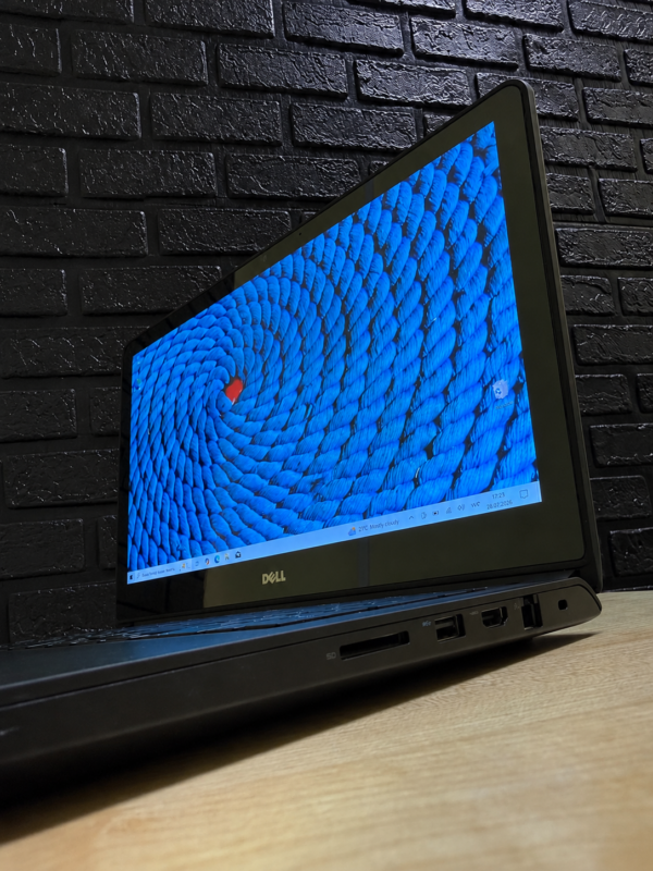 DELL Inspiron Gaming 15 7559 i5-6300HQ / GTX 960M 4GB / 12GB / SSD 512GB / 4K Touch