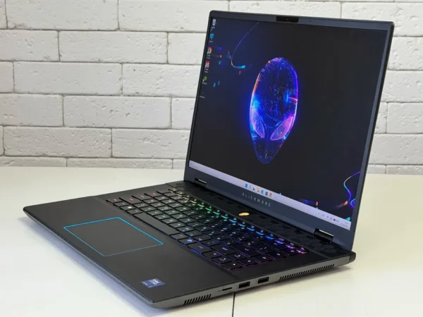 Dell Alienware M16 R2 / Core Ultra 7-155H / RTX 4070 8GB / 16GB DDR5 / 1TB SSD / 16″ 240Hz — фото 4