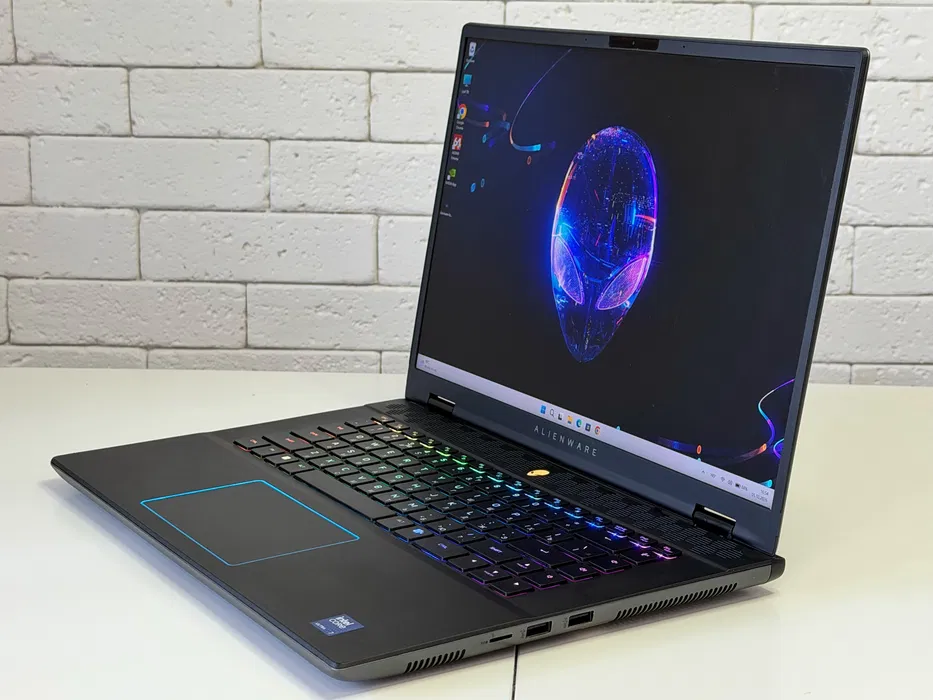 Dell Alienware M16 R2 / Core Ultra 7-155H / RTX 4070 8GB / 16GB DDR5 / 1TB SSD / 16″ 240Hz — фото 4