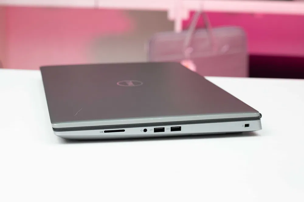Dell Precision 7750 i7-10850H / 32GB / 512GB / Quadro RTX 3000 6GB — фото 4