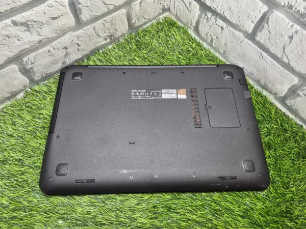 Asus R557L | Core i7-4510U, 8 ГБ RAM, HDD 500 ГБ — фото 6