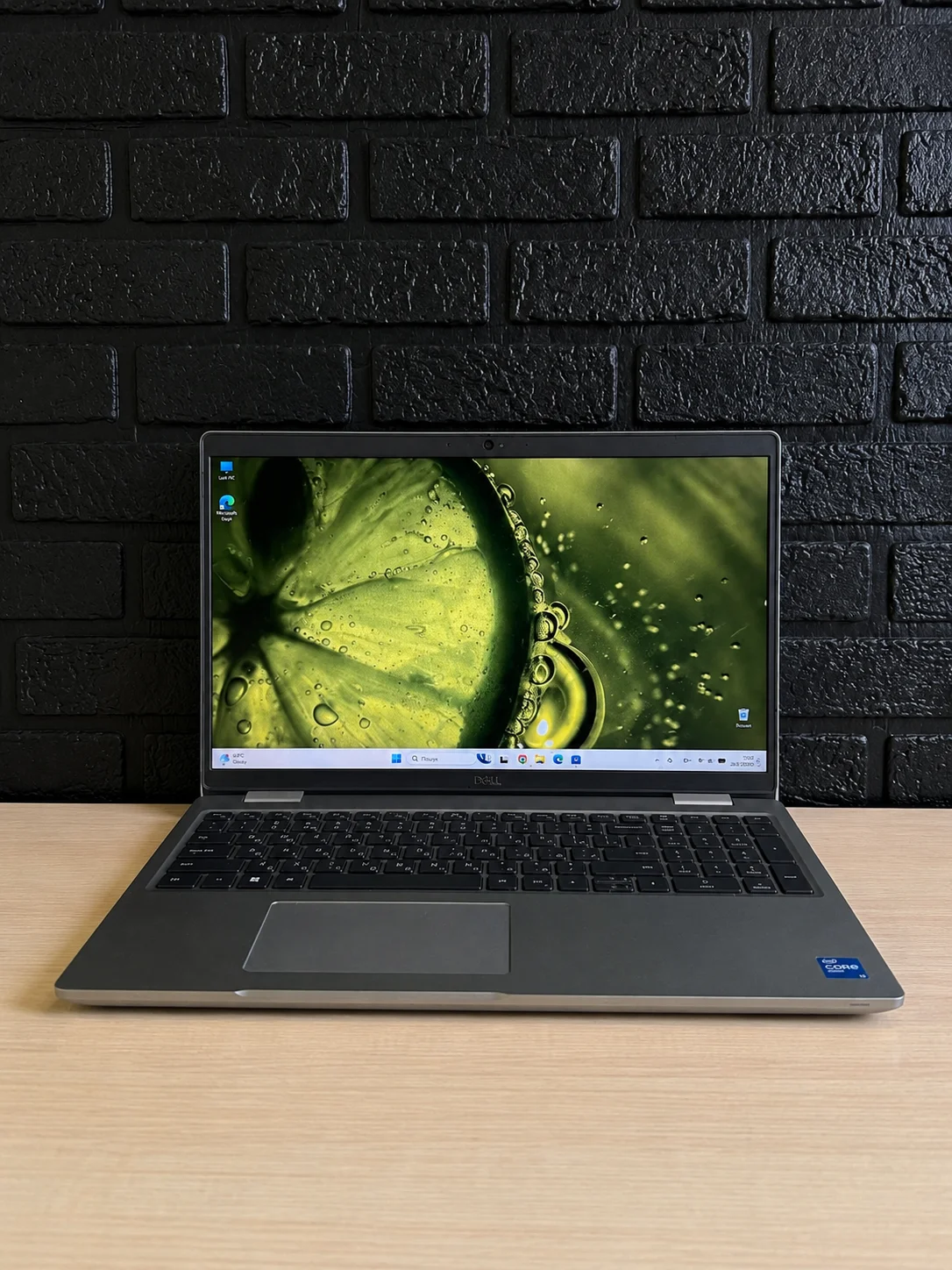 DELL Latitude 5521 / i5-11500H / 16GB / 512GB / Intel UHD / 15.6 HD - Зображення 1