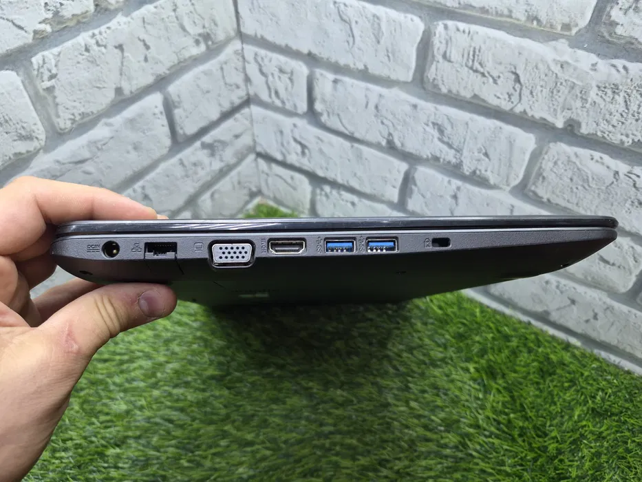 Asus R557L | Core i7-4510U, 8 ГБ RAM, HDD 500 ГБ — фото 7