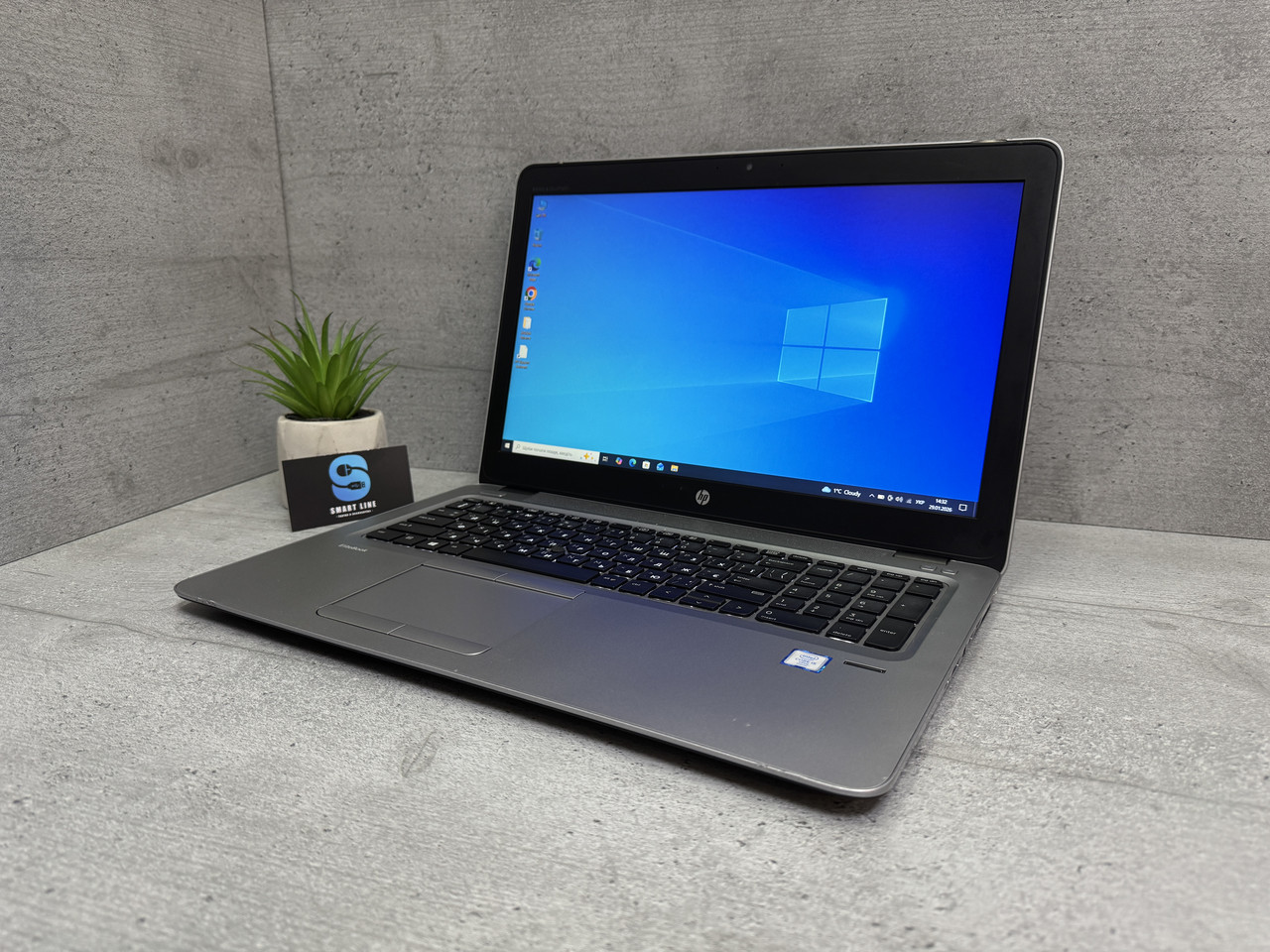 Hp 850 G3 / i5-6300u / Intel HD 520 / 8GB / SSD 200GB