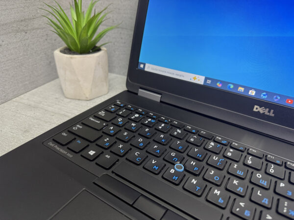 Dell Precision 3510 / i7-6700HQ / Radeon R9 M360 / 8GB / SSD 250GB — фото 2