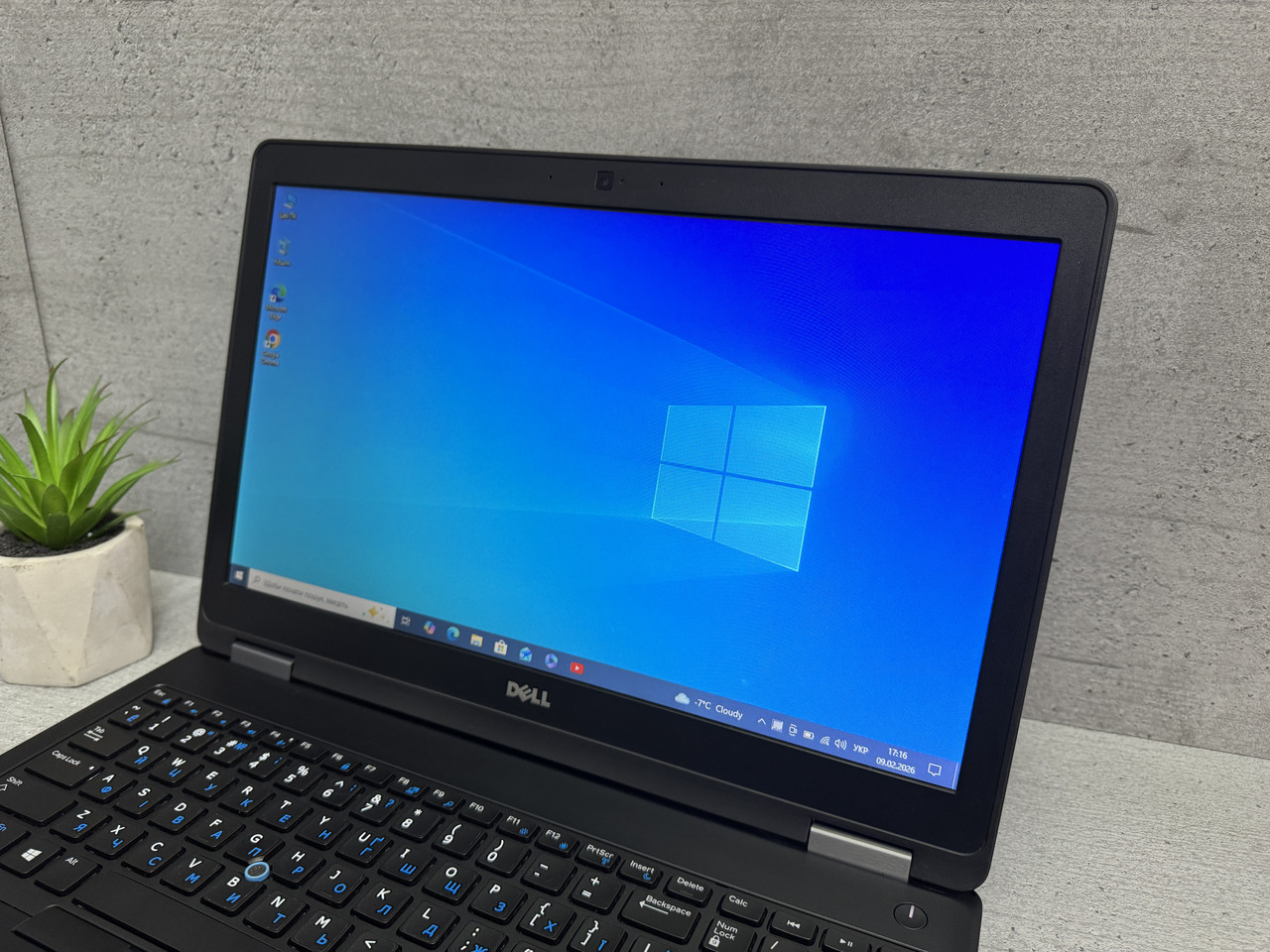 Dell Precision 3510 / i7-6700HQ / Radeon R9 M360 / 8GB / SSD 250GB — фото 3