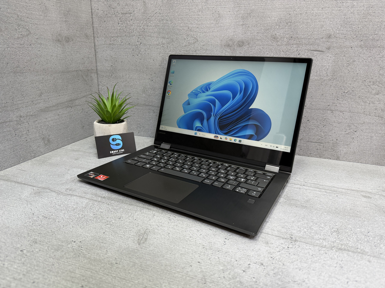 Lenovo Yoga 530-14ARR / Ryzen 5 2500U / Radeon RX Vega 8 / 8GB / SSD 256GB
