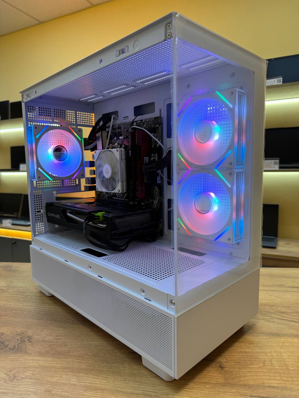 ПК "White Phantom" / AMD Ryzen 4500 / RX5700 8gb/ 16GB DDR4/ 512 SSD - Зображення 1