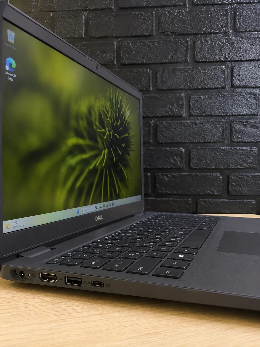 Dell Latitude 3510 / i5-10210U / 8 GB / 256 GB / Intel UHD / 15.6 FullHD IPS - Зображення 2