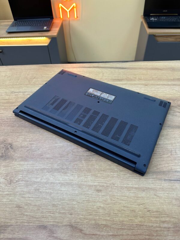 ASUS VivoBook M1502 / Ryzen 5 7530U / 16GB DDR4 / SSD 512GB / Radeon Graphics / 15.6" IPS (ТР)