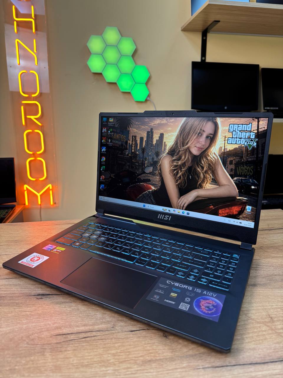 MSI Cyborg 15 A12V / i5-12450H / RTX 4060 / 16GB DDR5 / 512GB SSD / 144Hz (ТР) - Зображення 2