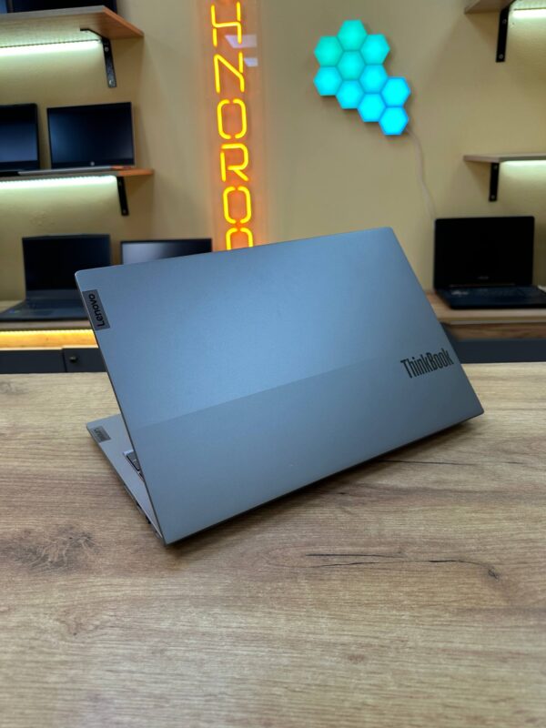 Lenovo ThinkBook 15 G4 ABA / Ryzen 5 5625U / 12GB RAM / 256GB SSD
