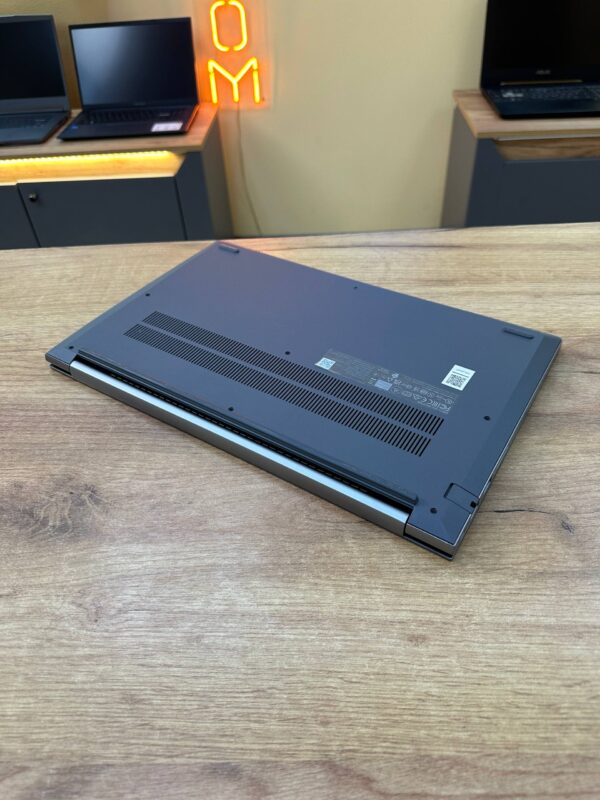 Lenovo ThinkBook 15 G4 ABA / Ryzen 5 5625U / 12GB RAM / 256GB SSD