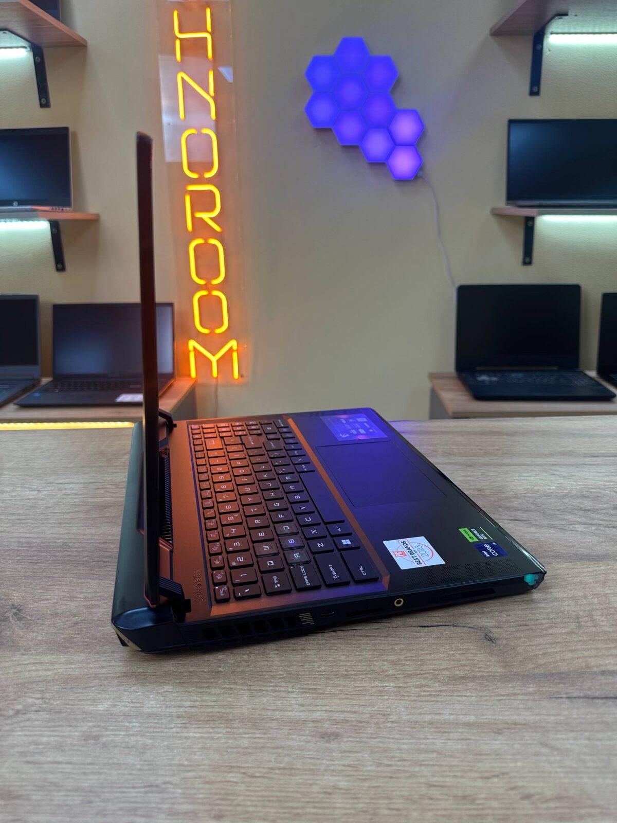 MSI Raider GE68 HX 14V / i9-14900HX / RTX 4080 / 16GB / SSD 1TB / 16" 4K miniLED 120Hz (ОV) - Зображення 4