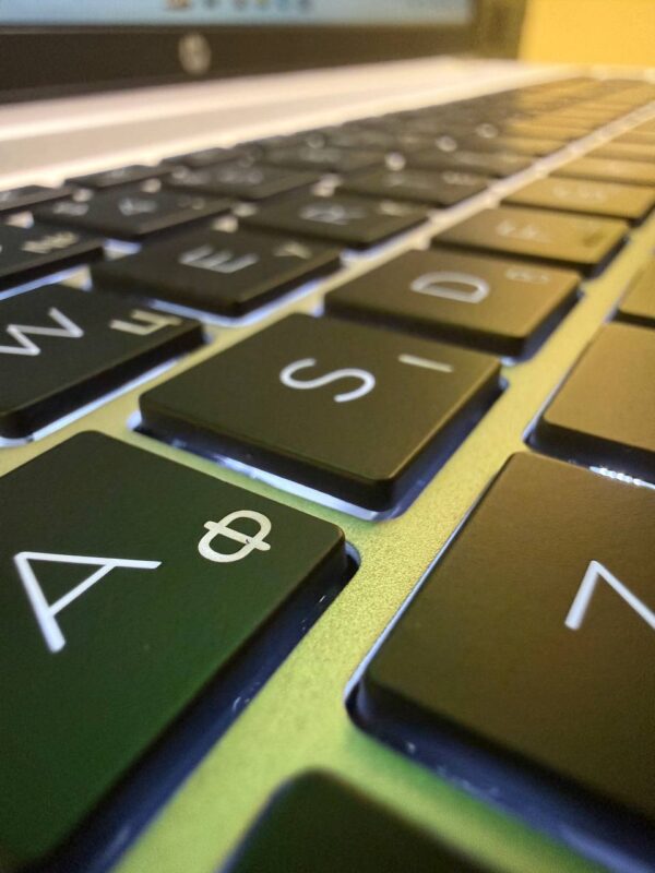 HP ProBook 450 G9 / i5-1235U / 16GB / 256GB / Iris Xe — фото 5