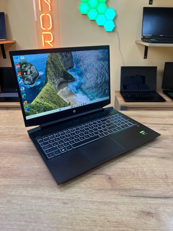 HP Pavilion Gaming 16-a0020nc / i5-10300H / GTX 1650 Ti / 12GB / SSD 512GB — фото 3
