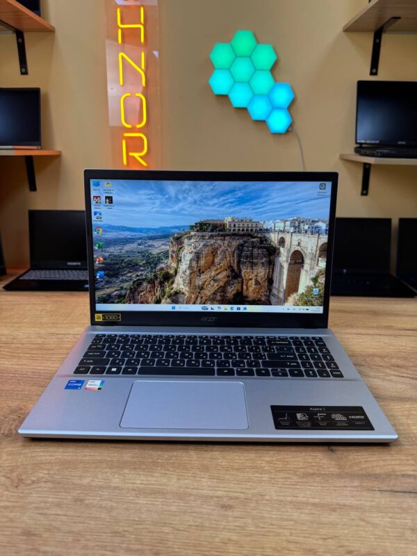 Acer Aspire 3