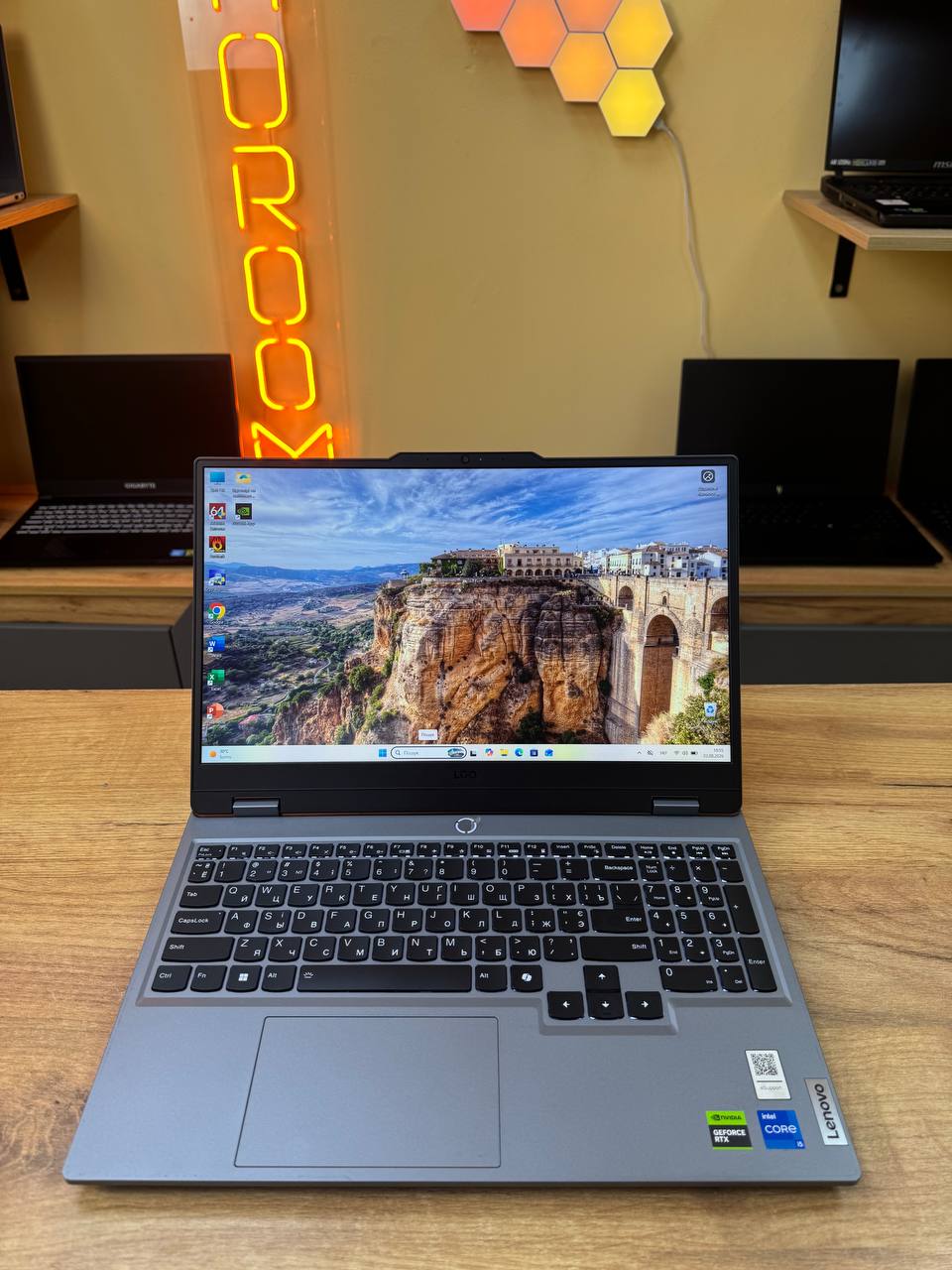 Lenovo LOQ 15IAX9 i5-12450H RTX 4060 16/512GB — фото 9
