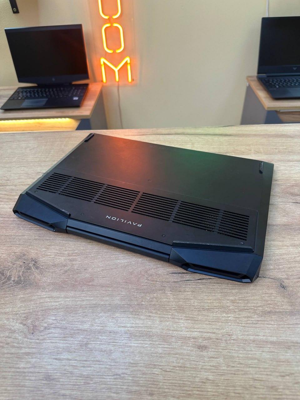 HP Pavilion Gaming 15-dk1043nw / i5-10300H / GTX 1660 Ti / 16GB RAM / 512GB SSD - Зображення 8