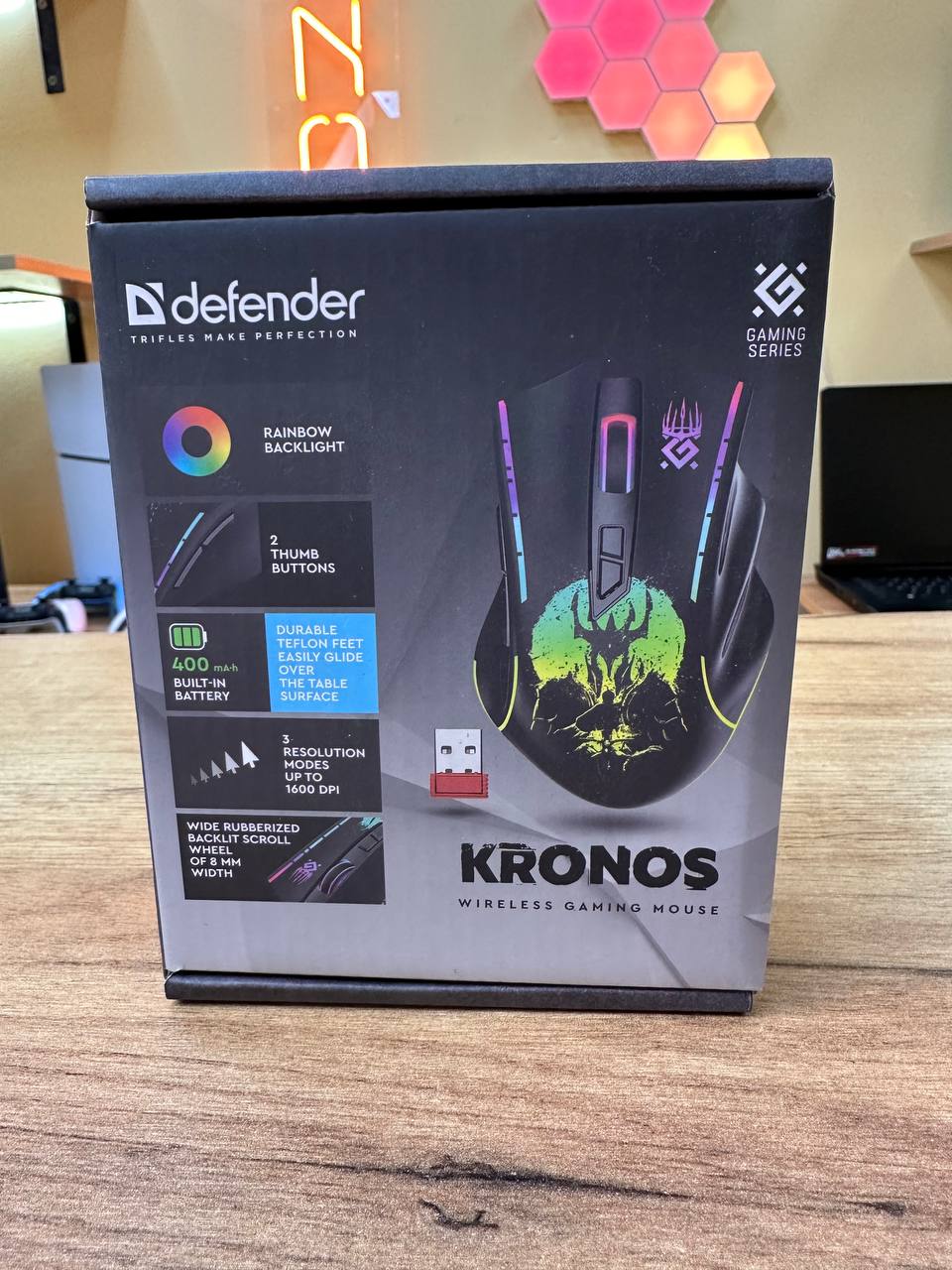 Defender Kronos GM-695