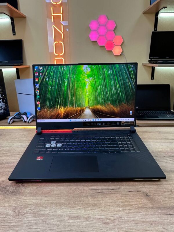 Asus ROG Strix G17 G712L