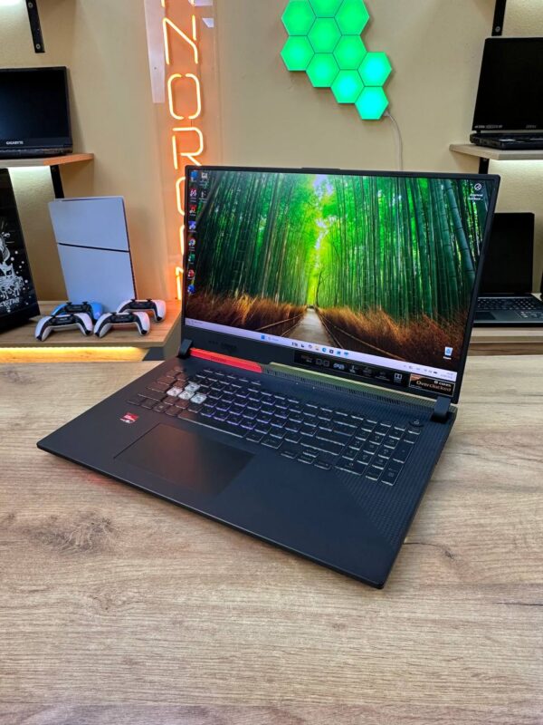 Asus ROG Strix G17 G712L / Ryzen 9 5900HX / RX6800M 12GB / 16GB / SSD 1TB / 17.3″ 165Hz — фото 2