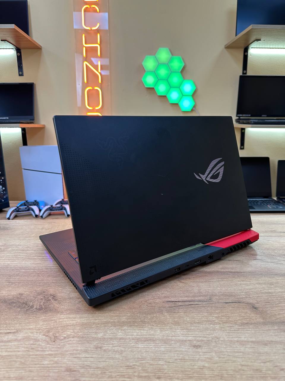 Asus ROG Strix G17 G712L / Ryzen 9 5900HX / RX6800M 12GB / 16GB / SSD 1TB / 17.3″ 165Hz — фото 3