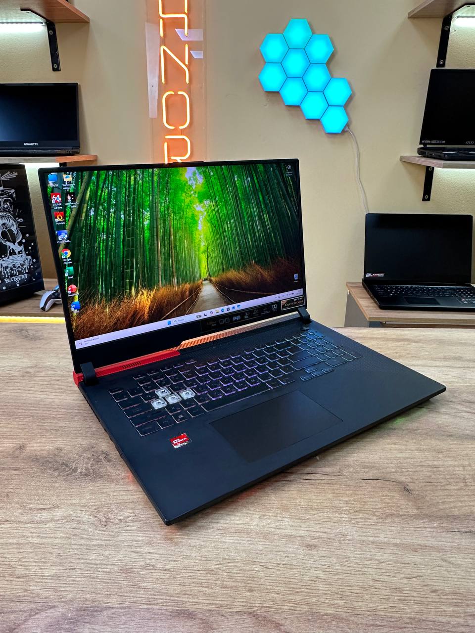 Asus ROG Strix G17 G712L / Ryzen 9 5900HX / RX6800M 12GB / 16GB / SSD 1TB / 17.3″ 165Hz — фото 5