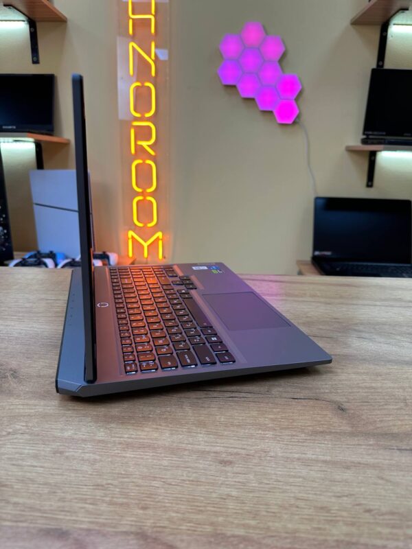 Lenovo LOQ 15 IRX10 i5-13450HX RTX 5050 8GB 16GB 512GB 144Hz — фото 3