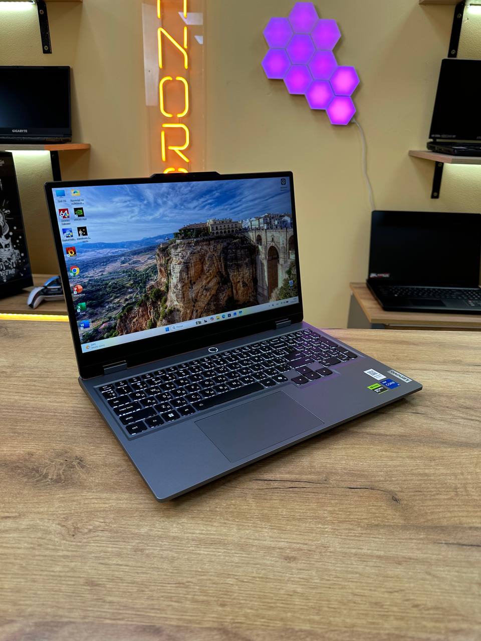 Lenovo LOQ 15 IRX10 i5-13450HX RTX 5050 8GB 16GB 512GB 144Hz — фото 5