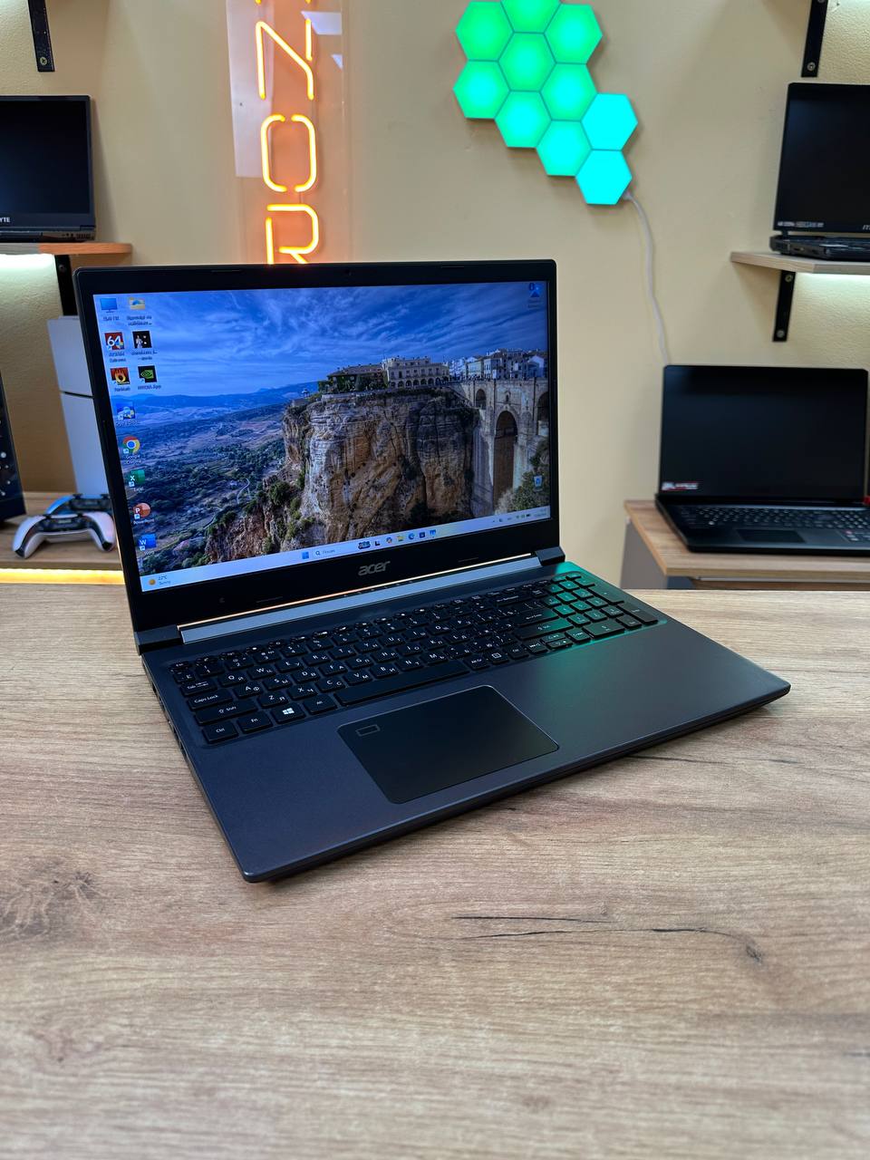 Acer Aspire 7 A715-43G Ryzen 7 5825U / RTX 3050 / 16GB / 512GB / 144Hz — фото 2