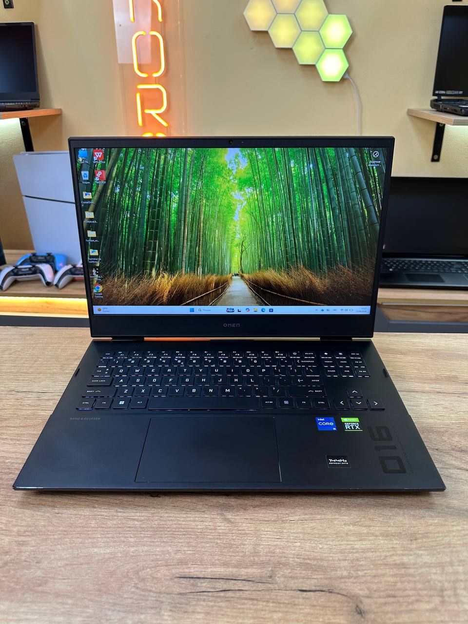 HP Omen 16-b0020nw