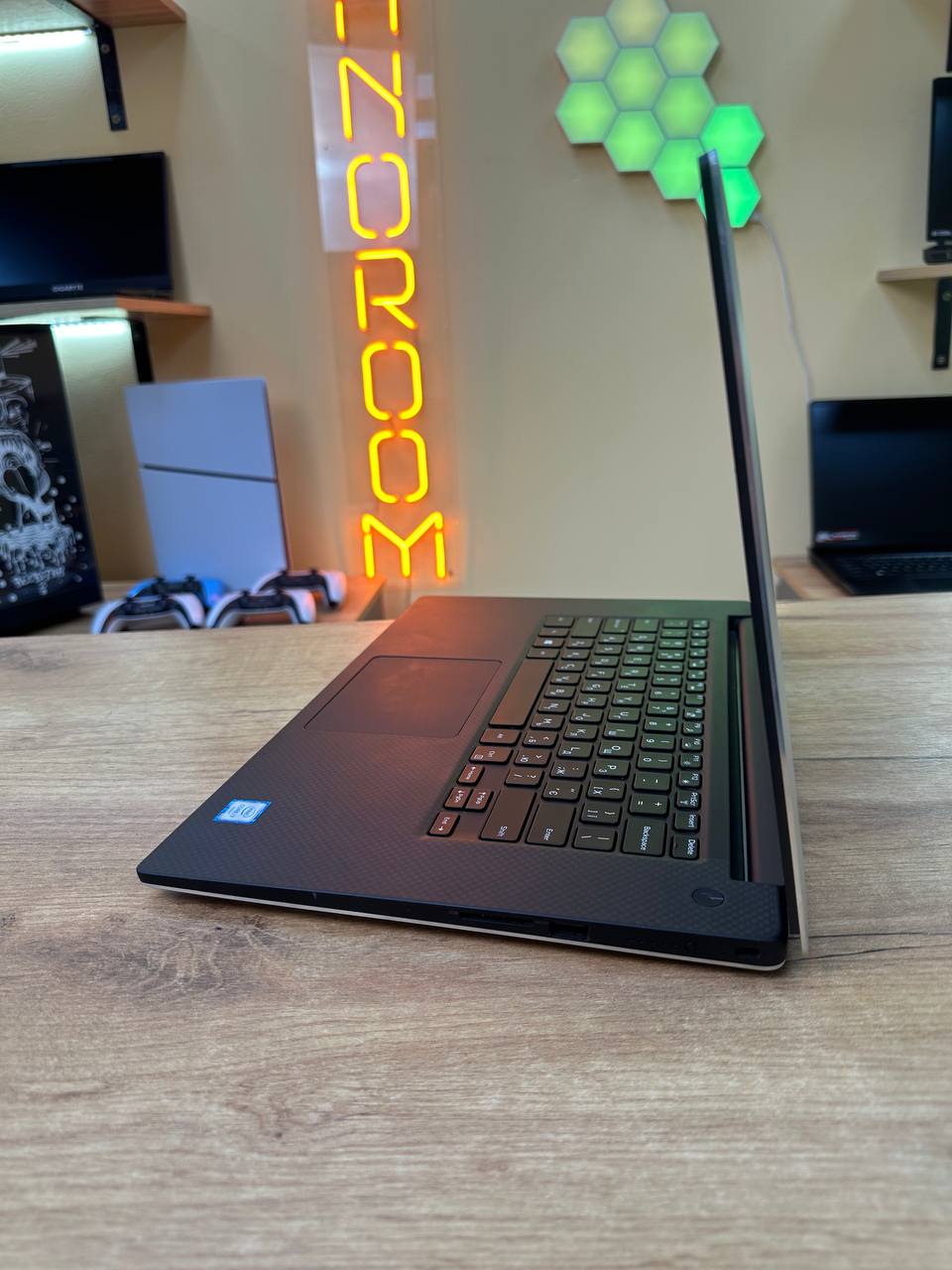 Dell Precision 5520 i7-6820HQ / 16GB / SSD 256GB / Quadro M1200 / FullHD IPS — фото 6