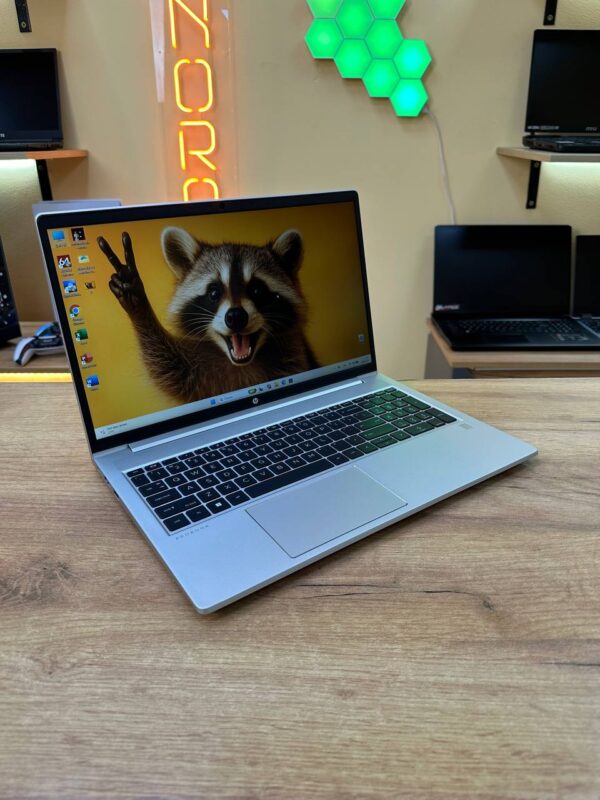 HP ProBook 450 G9 / i5-1235U / 8GB / SSD 256GB / Iris Xe / 15.6” IPS — фото 2