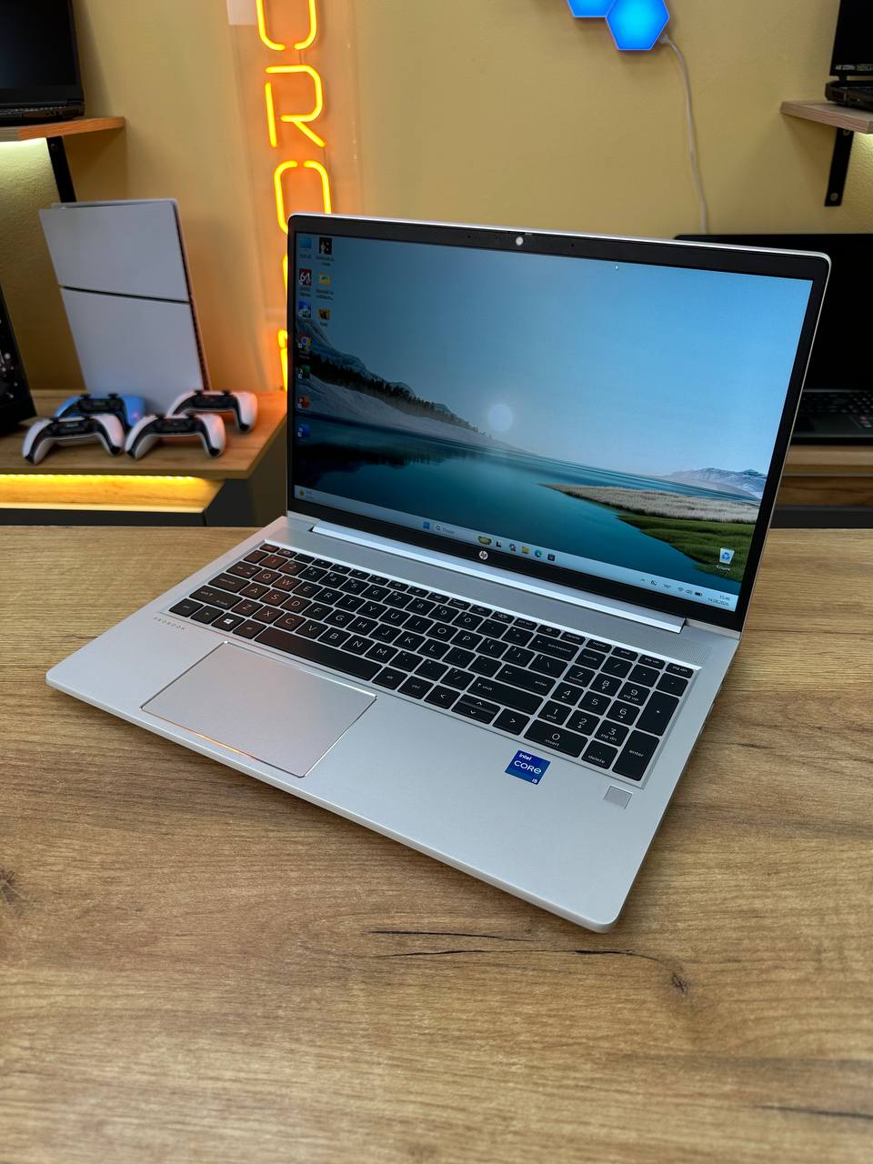 HP ProBook 450 G8 i5-1135G7 / 8GB RAM / SSD 256GB / IPS — фото 2